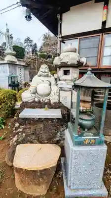 観音寺の像
