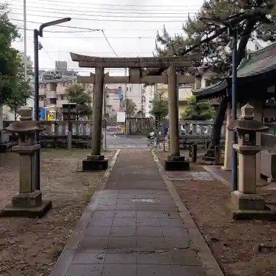 柴又八幡神社の鳥居