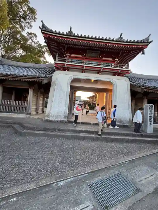 温泉山 安楽寺(四国霊場第六番札所)(徳島県)