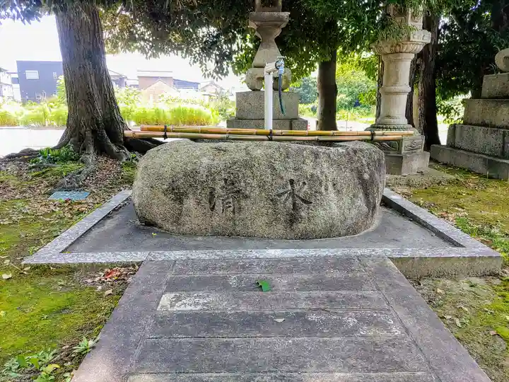 諏訪社(勝幡)の手水舎