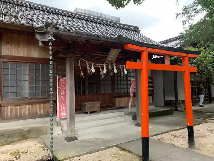 賀茂神社天満宮の本殿・本堂