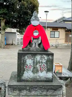 丸子山王日枝神社の{uncategorized: "未分類", other: "その他", undefined: "問題あり", building: "その他建物", grave: "お墓", sacred_gate: "鳥居", guardian: "狛犬", statue: "像", buddha: "仏像", history: "歴史", nature: "自然", garden: "庭園", animal: "動物", pagoda: "塔", temizu: "手水舎", mountain_gate: "山門・神門", sanctuary: "本殿・本堂", subordinate: "末社・摂社", art: "芸術", scenery: "景色", jizo: "地蔵", ema: "絵馬", goshuin: "御朱印", omikuji: "おみくじ", items: "授与品その他", amulet: "お守り", goshuincho: "御朱印帳", eats: "食事", festival: "お祭り", votive_dance: "神楽", shichigosan: "七五三参", wedding: "結婚式", experience: "体験その他", initially: "初詣", around: "周辺", anti_infection: "感染症対策"}