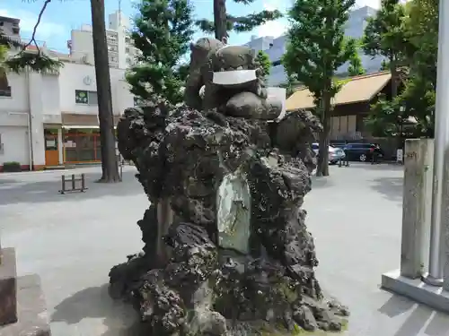 お三の宮日枝神社の狛犬