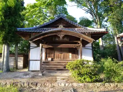 定継寺の本殿・本堂