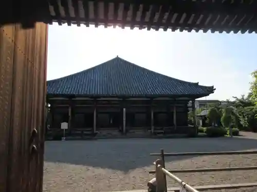 元興寺の本殿・本堂