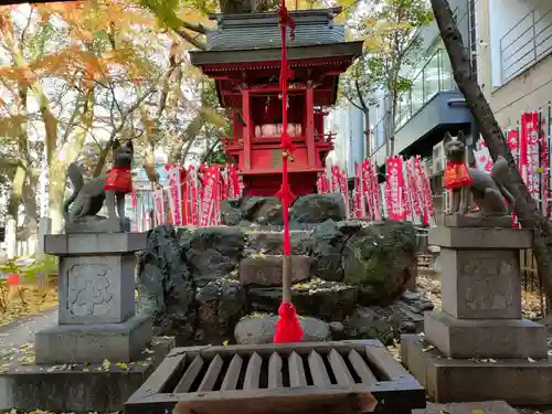 連理稲荷神社の本殿・本堂