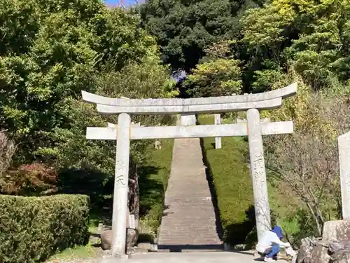 素鵞神社の鳥居