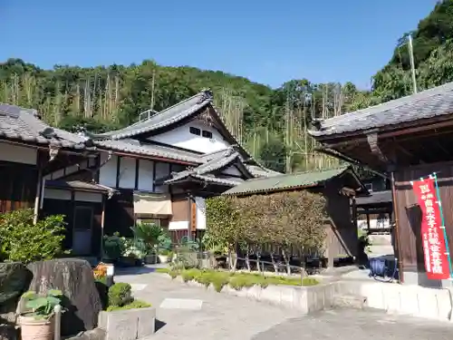 妙啓寺の建物その他