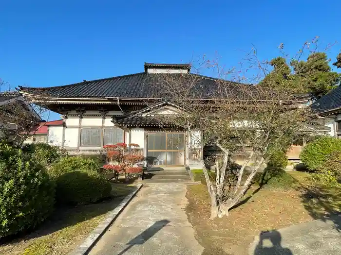 清流山　洞泉寺の本殿