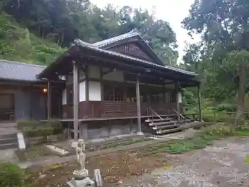 回春院の本殿・本堂