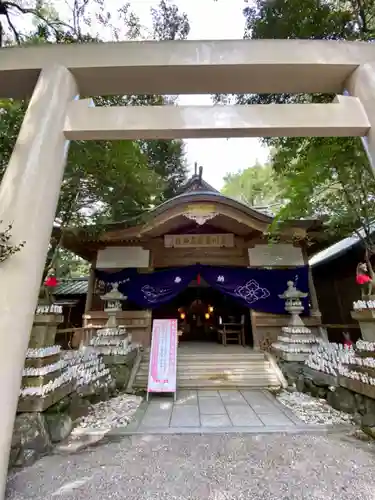 茜社の本殿・本堂