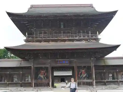 瑞龍寺の山門・神門