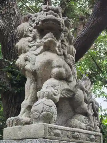 上高田氷川神社の狛犬