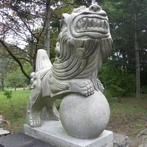 豊滝神社の狛犬