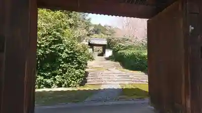 興福院の山門・神門