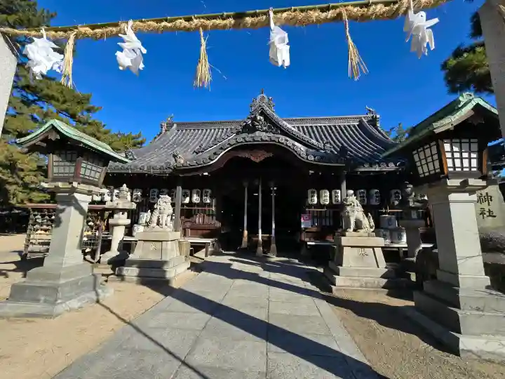 高砂神社の{uncategorized: "未分類", other: "その他", undefined: "問題あり", building: "その他建物", grave: "お墓", sacred_gate: "鳥居", guardian: "狛犬", statue: "像", buddha: "仏像", history: "歴史", nature: "自然", garden: "庭園", animal: "動物", pagoda: "塔", temizu: "手水舎", mountain_gate: "山門・神門", sanctuary: "本殿・本堂", subordinate: "末社・摂社", art: "芸術", scenery: "景色", jizo: "地蔵", ema: "絵馬", goshuin: "御朱印", omikuji: "おみくじ", items: "授与品その他", amulet: "お守り", goshuincho: "御朱印帳", eats: "食事", festival: "お祭り", votive_dance: "神楽", shichigosan: "七五三参", wedding: "結婚式", experience: "体験その他", initially: "初詣", around: "周辺", anti_infection: "感染症対策"}