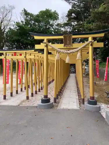 ほしいも神社の鳥居