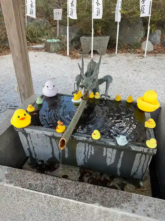 秩父今宮神社の{uncategorized: "未分類", other: "その他", undefined: "問題あり", building: "その他建物", grave: "お墓", sacred_gate: "鳥居", guardian: "狛犬", statue: "像", buddha: "仏像", history: "歴史", nature: "自然", garden: "庭園", animal: "動物", pagoda: "塔", temizu: "手水舎", mountain_gate: "山門・神門", sanctuary: "本殿・本堂", subordinate: "末社・摂社", art: "芸術", scenery: "景色", jizo: "地蔵", ema: "絵馬", goshuin: "御朱印", omikuji: "おみくじ", items: "授与品その他", amulet: "お守り", goshuincho: "御朱印帳", eats: "食事", festival: "お祭り", votive_dance: "神楽", shichigosan: "七五三参", wedding: "結婚式", experience: "体験その他", initially: "初詣", around: "周辺", anti_infection: "感染症対策"}