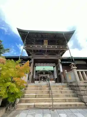 彦島八幡宮の山門・神門