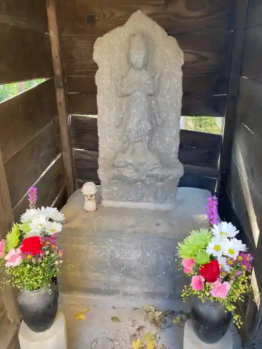 明王院(満願寺別院)の仏像