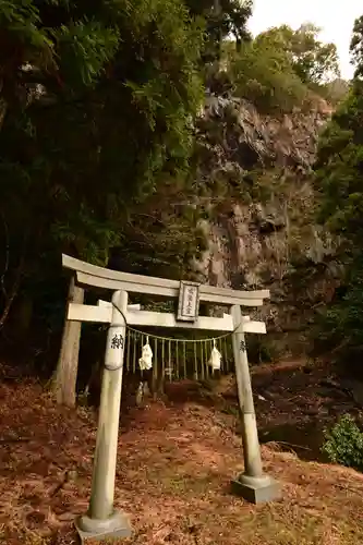 熊野鳴瀧神社上宮(宮崎県)