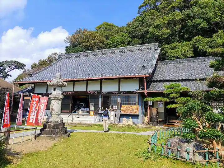 金蓮寺の本殿・本堂