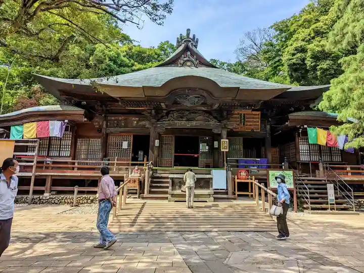 深大寺の本殿・本堂