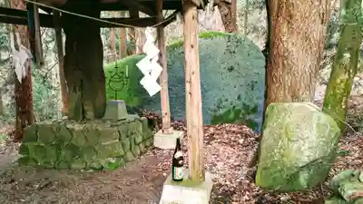 大石神社の本殿・本堂
