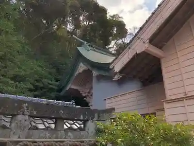 國津意加美神社の本殿