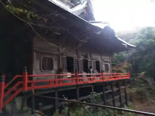 両子寺の本殿・本堂
