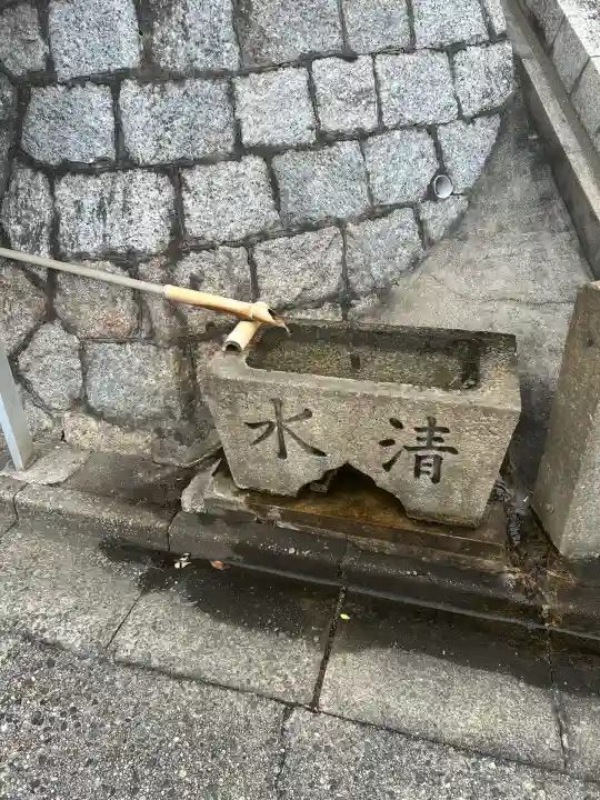 貴船社(一社3)の手水舎