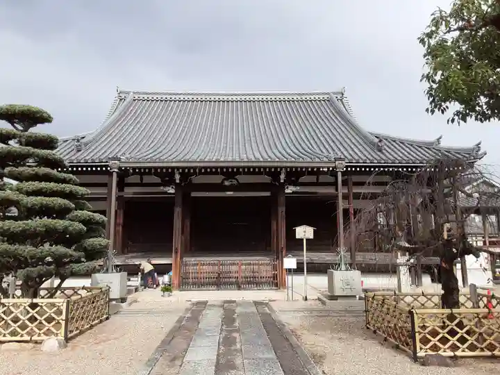 南真経寺の本殿・本堂