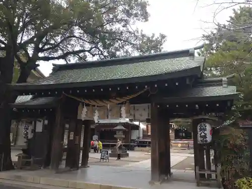 葛飾八幡宮の山門