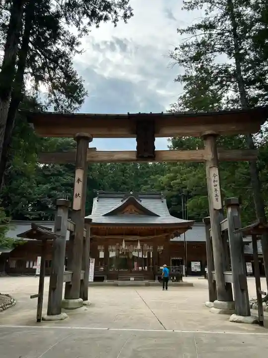 穂高神社本宮(長野県)