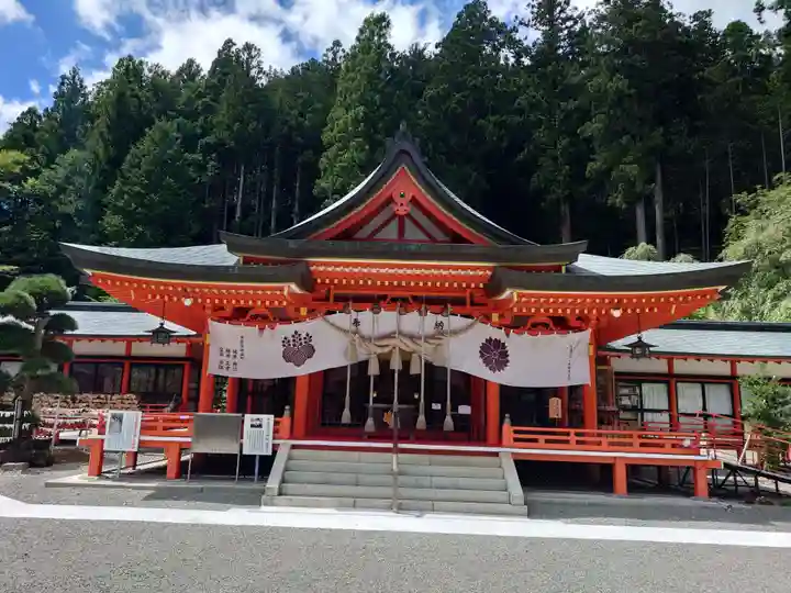 金櫻神社の本殿・本堂