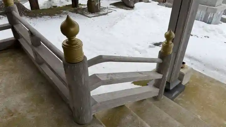 本別稲荷神社の{uncategorized: "未分類", other: "その他", undefined: "問題あり", building: "その他建物", grave: "お墓", sacred_gate: "鳥居", guardian: "狛犬", statue: "像", buddha: "仏像", history: "歴史", nature: "自然", garden: "庭園", animal: "動物", pagoda: "塔", temizu: "手水舎", mountain_gate: "山門・神門", sanctuary: "本殿・本堂", subordinate: "末社・摂社", art: "芸術", scenery: "景色", jizo: "地蔵", ema: "絵馬", goshuin: "御朱印", omikuji: "おみくじ", items: "授与品その他", amulet: "お守り", goshuincho: "御朱印帳", eats: "食事", festival: "お祭り", votive_dance: "神楽", shichigosan: "七五三参", wedding: "結婚式", experience: "体験その他", initially: "初詣", around: "周辺", anti_infection: "感染症対策"}