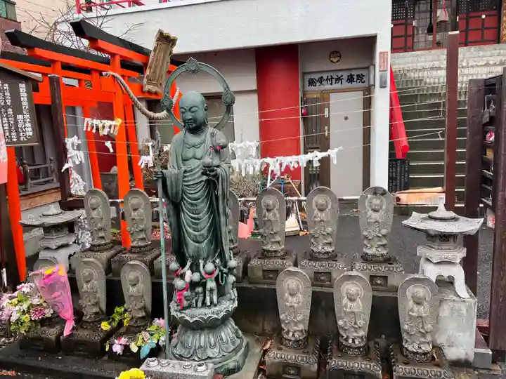 豊川稲荷札幌別院(玉宝禅寺)の地蔵