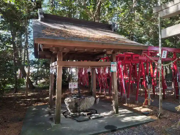 山名神社の手水舎