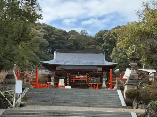 龍田大社の{uncategorized: "未分類", other: "その他", undefined: "問題あり", building: "その他建物", grave: "お墓", sacred_gate: "鳥居", guardian: "狛犬", statue: "像", buddha: "仏像", history: "歴史", nature: "自然", garden: "庭園", animal: "動物", pagoda: "塔", temizu: "手水舎", mountain_gate: "山門・神門", sanctuary: "本殿・本堂", subordinate: "末社・摂社", art: "芸術", scenery: "景色", jizo: "地蔵", ema: "絵馬", goshuin: "御朱印", omikuji: "おみくじ", items: "授与品その他", amulet: "お守り", goshuincho: "御朱印帳", eats: "食事", festival: "お祭り", votive_dance: "神楽", shichigosan: "七五三参", wedding: "結婚式", experience: "体験その他", initially: "初詣", around: "周辺", anti_infection: "感染症対策"}