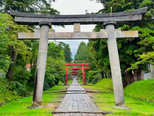 岩木山神社の鳥居