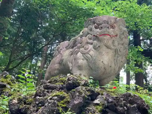 富士山東口本宮 冨士浅間神社の狛犬