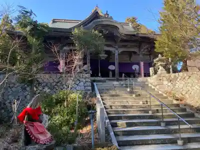 成相寺の{uncategorized: "未分類", other: "その他", undefined: "問題あり", building: "その他建物", grave: "お墓", sacred_gate: "鳥居", guardian: "狛犬", statue: "像", buddha: "仏像", history: "歴史", nature: "自然", garden: "庭園", animal: "動物", pagoda: "塔", temizu: "手水舎", mountain_gate: "山門・神門", sanctuary: "本殿・本堂", subordinate: "末社・摂社", art: "芸術", scenery: "景色", jizo: "地蔵", ema: "絵馬", goshuin: "御朱印", omikuji: "おみくじ", items: "授与品その他", amulet: "お守り", goshuincho: "御朱印帳", eats: "食事", festival: "お祭り", votive_dance: "神楽", shichigosan: "七五三参", wedding: "結婚式", experience: "体験その他", initially: "初詣", around: "周辺", anti_infection: "感染症対策"}