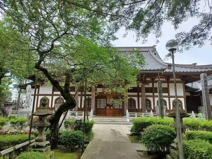 浄牧院の本殿・本堂