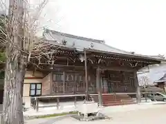 長光寺の本殿