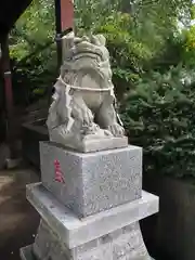 白山神社の狛犬