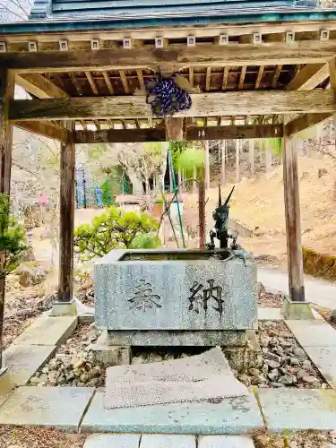 金剛山瑞峯寺(金剛不動尊) の{uncategorized: "未分類", other: "その他", undefined: "問題あり", building: "その他建物", grave: "お墓", sacred_gate: "鳥居", guardian: "狛犬", statue: "像", buddha: "仏像", history: "歴史", nature: "自然", garden: "庭園", animal: "動物", pagoda: "塔", temizu: "手水舎", mountain_gate: "山門・神門", sanctuary: "本殿・本堂", subordinate: "末社・摂社", art: "芸術", scenery: "景色", jizo: "地蔵", ema: "絵馬", goshuin: "御朱印", omikuji: "おみくじ", items: "授与品その他", amulet: "お守り", goshuincho: "御朱印帳", eats: "食事", festival: "お祭り", votive_dance: "神楽", shichigosan: "七五三参", wedding: "結婚式", experience: "体験その他", initially: "初詣", around: "周辺", anti_infection: "感染症対策"}