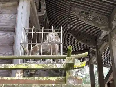 八所神社の狛犬