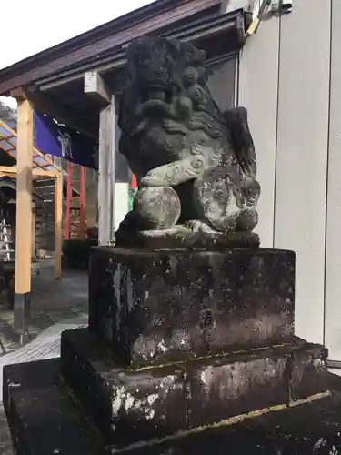 高龍神社の狛犬