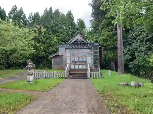 先崎神社の{uncategorized: "未分類", other: "その他", undefined: "問題あり", building: "その他建物", grave: "お墓", sacred_gate: "鳥居", guardian: "狛犬", statue: "像", buddha: "仏像", history: "歴史", nature: "自然", garden: "庭園", animal: "動物", pagoda: "塔", temizu: "手水舎", mountain_gate: "山門・神門", sanctuary: "本殿・本堂", subordinate: "末社・摂社", art: "芸術", scenery: "景色", jizo: "地蔵", ema: "絵馬", goshuin: "御朱印", omikuji: "おみくじ", items: "授与品その他", amulet: "お守り", goshuincho: "御朱印帳", eats: "食事", festival: "お祭り", votive_dance: "神楽", shichigosan: "七五三参", wedding: "結婚式", experience: "体験その他", initially: "初詣", around: "周辺", anti_infection: "感染症対策"}
