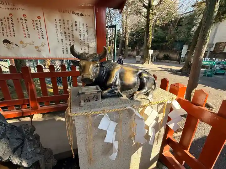 五方山熊野神社の{uncategorized: "未分類", other: "その他", undefined: "問題あり", building: "その他建物", grave: "お墓", sacred_gate: "鳥居", guardian: "狛犬", statue: "像", buddha: "仏像", history: "歴史", nature: "自然", garden: "庭園", animal: "動物", pagoda: "塔", temizu: "手水舎", mountain_gate: "山門・神門", sanctuary: "本殿・本堂", subordinate: "末社・摂社", art: "芸術", scenery: "景色", jizo: "地蔵", ema: "絵馬", goshuin: "御朱印", omikuji: "おみくじ", items: "授与品その他", amulet: "お守り", goshuincho: "御朱印帳", eats: "食事", festival: "お祭り", votive_dance: "神楽", shichigosan: "七五三参", wedding: "結婚式", experience: "体験その他", initially: "初詣", around: "周辺", anti_infection: "感染症対策"}